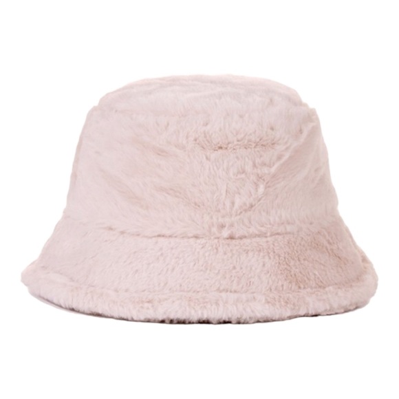 NWOT Fuzzy Wuzzy Faux Fur Bucket Hat in Beige - Picture 1 of 4